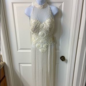 Floral ribbon 8beaded gown whtpearl seed sequin